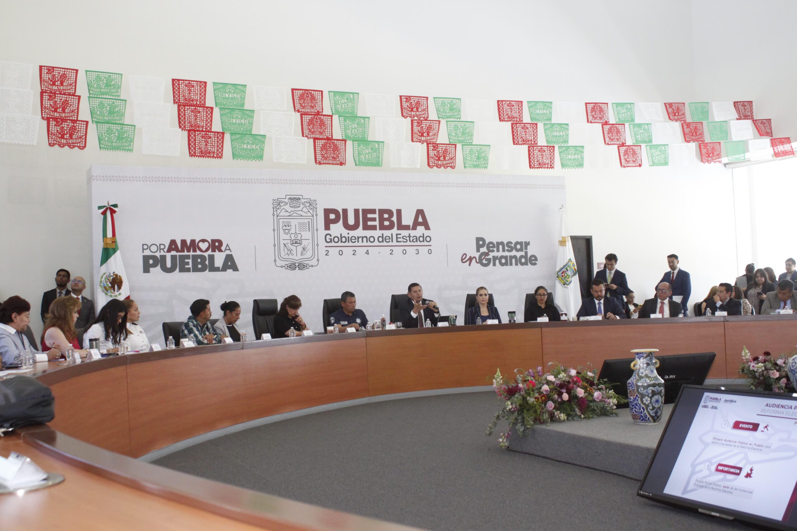 Empresarios poblanos conectarán cámaras de vigilancia al C5