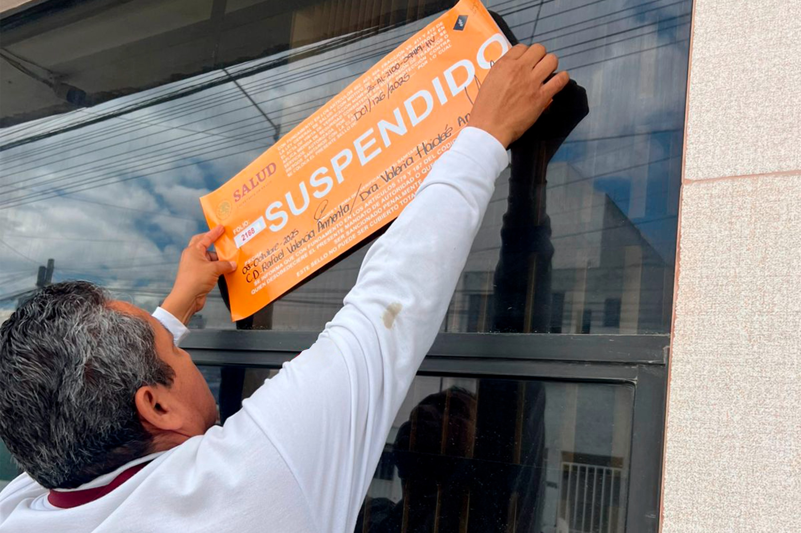 Suspensión de Clínica Nueva Esperanza tras fallecimiento de bebé en Puebla
