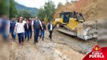 Gobierno de Puebla habilita caminos afectados por deslaves en Eloxochitlán con módulos de maquinaria