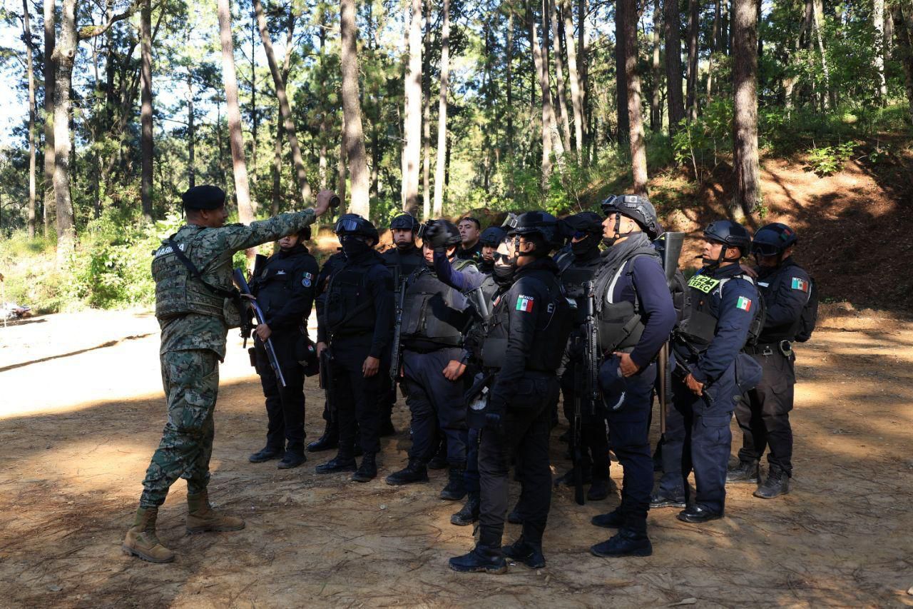 La Secretaría de Marina capacita a la Policía Estatal para fortalecer capacidades operativas equipo