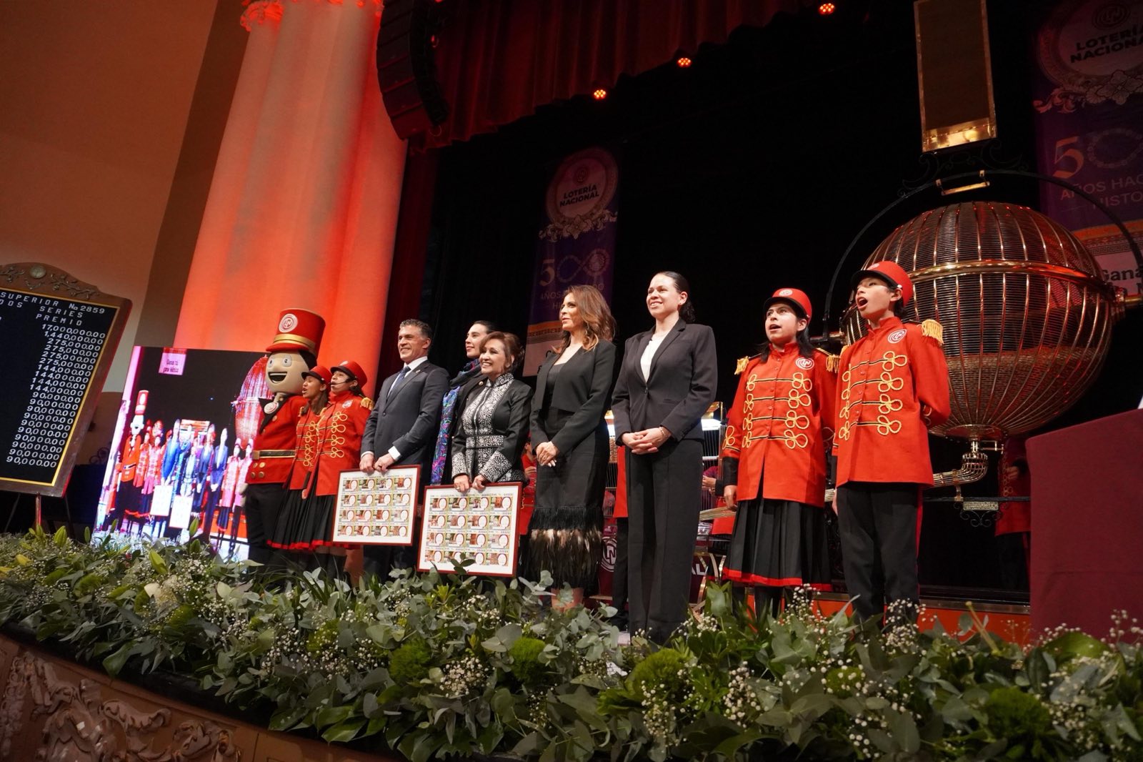 Lotería Nacional rinde homenaje a Tlaxcala por sus 500 años de fundación autoridades