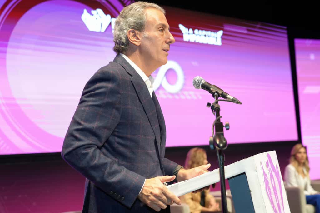 Pepe Chedraui participa en "Conéctate Emprendedor" con Ana Victoria García Álvarez