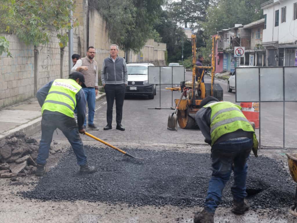 Pepe Chedraui supervisa avances del programa “Bacheando Puebla”