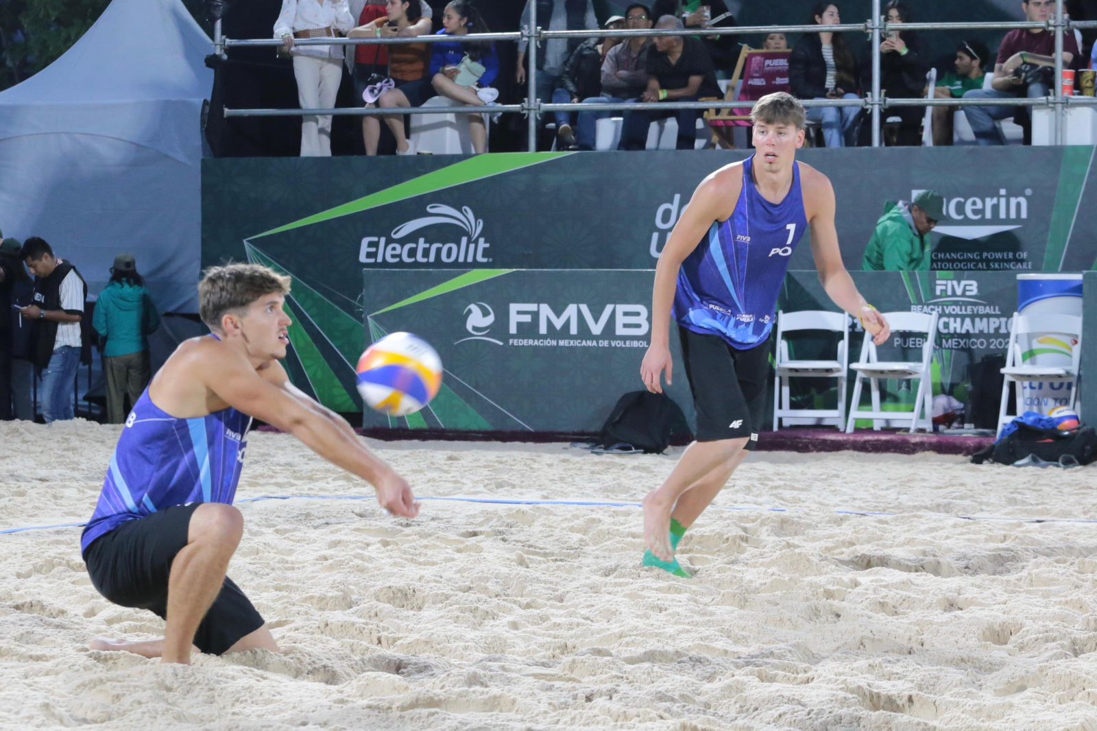 Puebla recibe reconocimiento sobresaliente por Campeonato Mundial de Voleibol de Playa jugadores