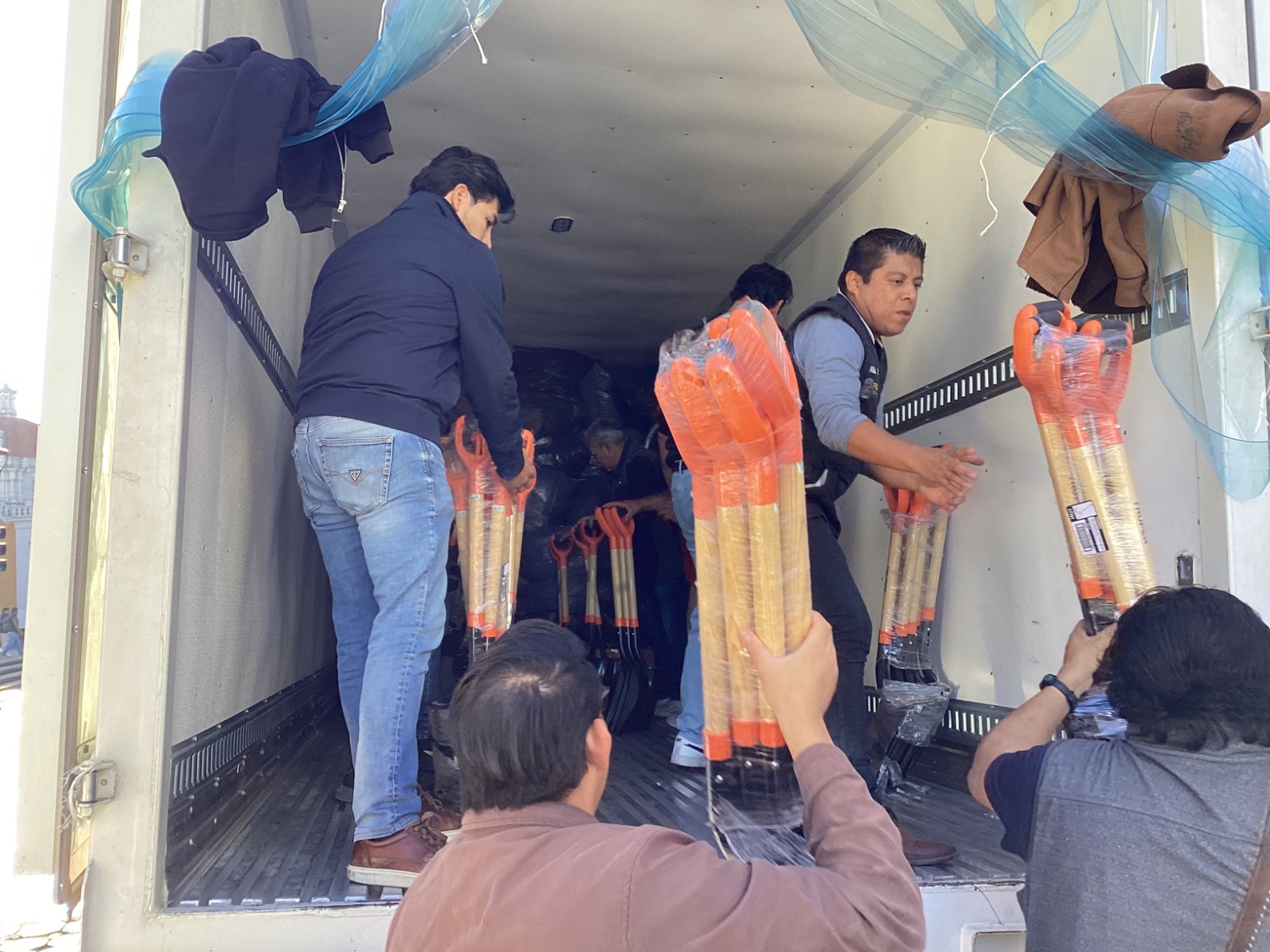 SEDIF intensifica entrega de apoyos en zonas afectadas de la Sierra Norte