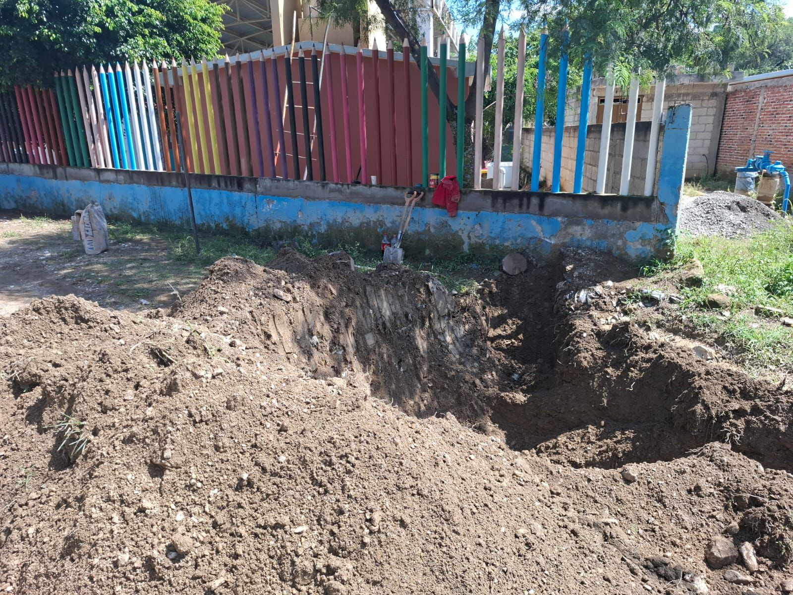 Secretaría de Infraestructura realiza obras para evitar inundaciones en escuelas de Epatlán