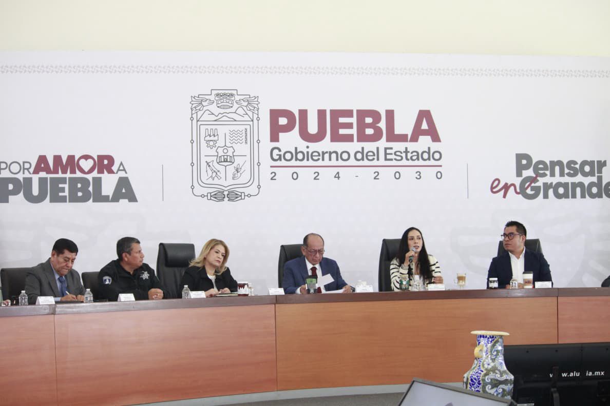 Puebla mejora viviendas de más de 11 mil policías