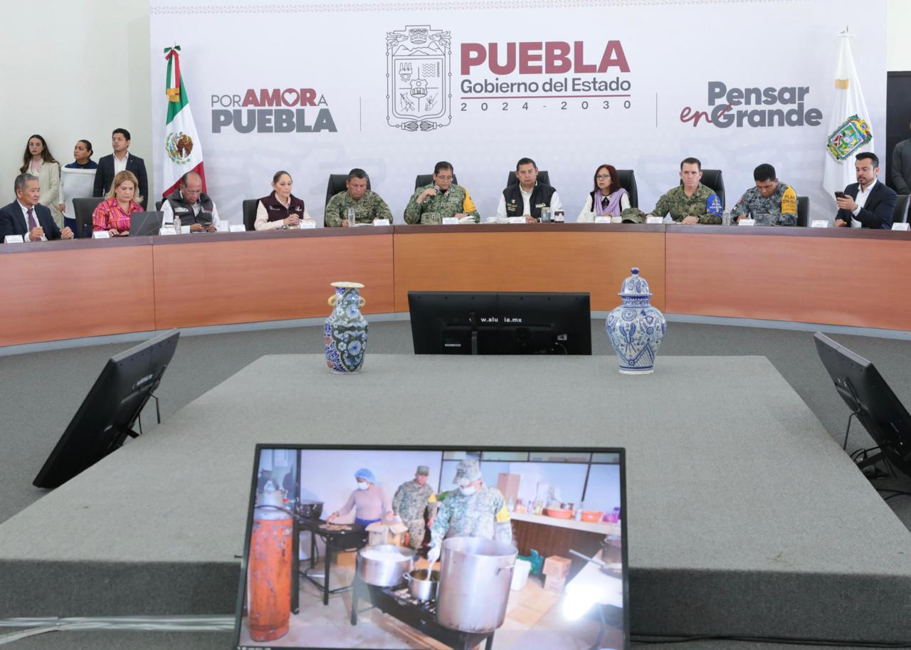 Convocan a 400 voluntarios y apoyo con maquinaria para la Sierra Norte