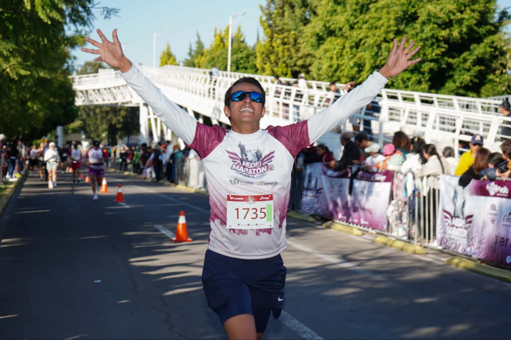 ¡Éxito en el Medio Maratón 21K Puebla 2025!