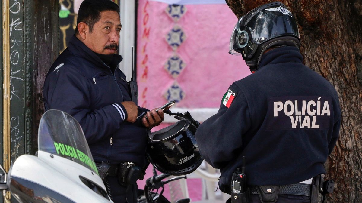 Incorporan 300 agentes de movilidad en Puebla