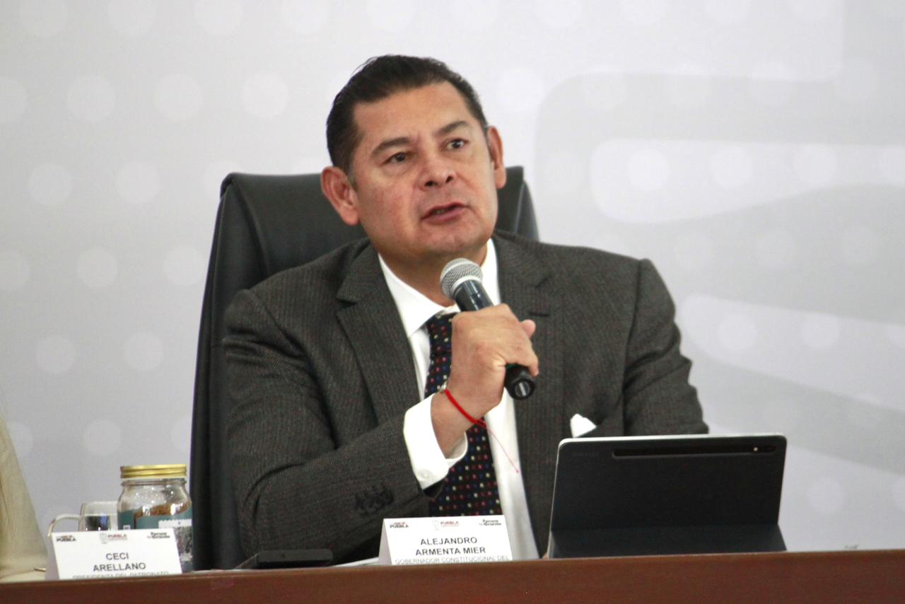 Armenta niega encubrimiento en caso Banco Accendo