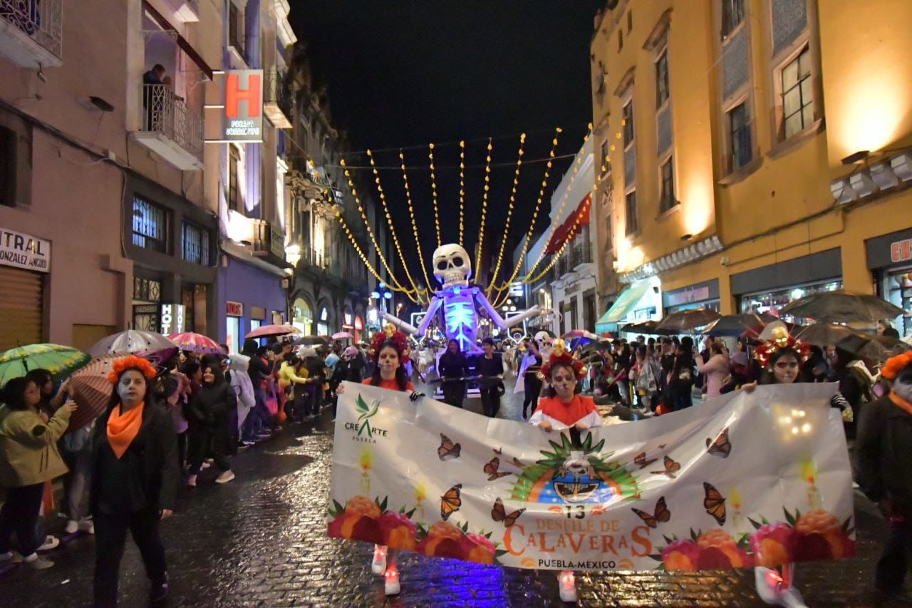 XIV edición del Desfile de Calaveras en Puebla Capital