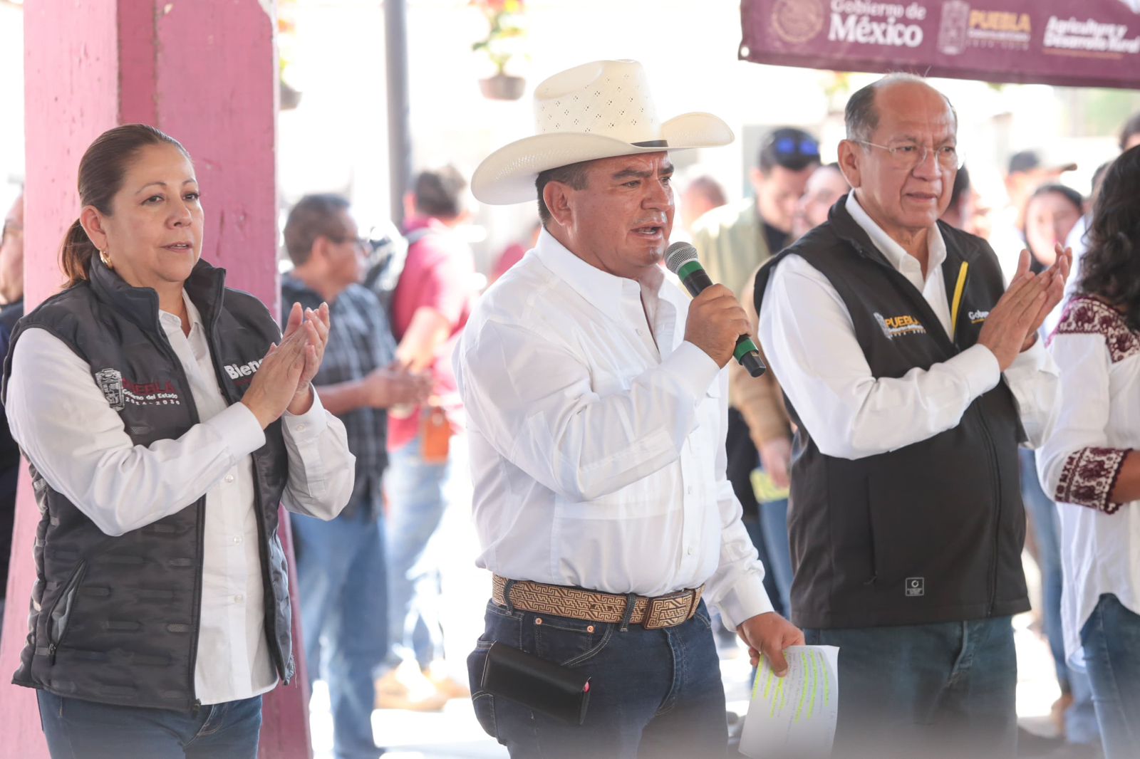 Puebla entrega becas de internet para apoyar a jóvenes de La Ceiba discurso