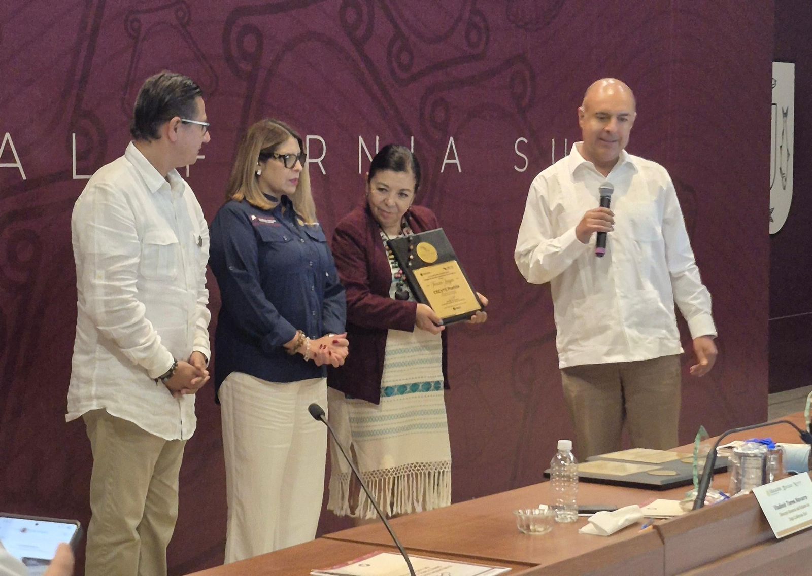 CECyTE Puebla destaca a nivel nacional por reducir la deserción y aumentar la matrícula.