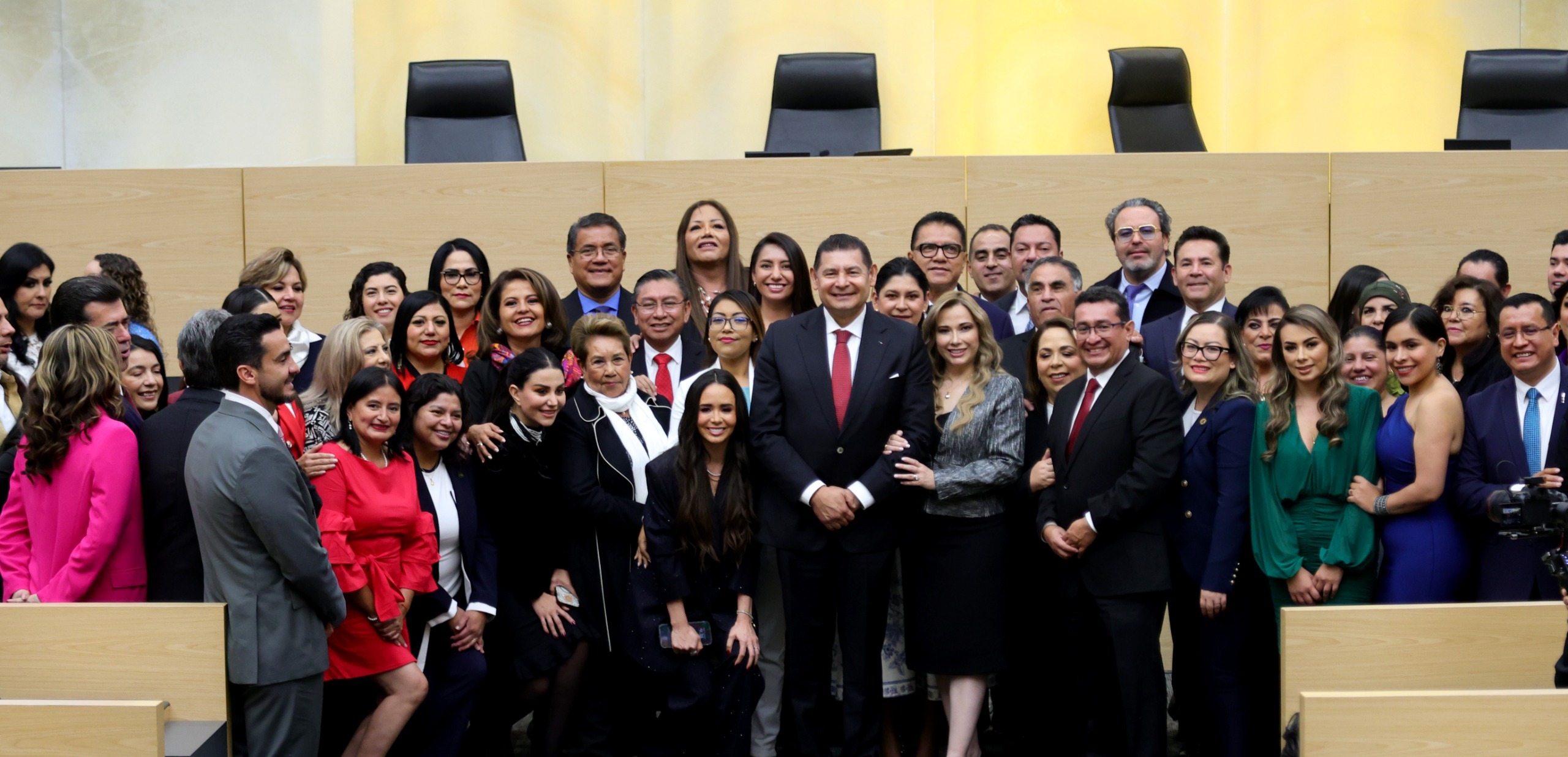 Armenta rinde Primer Informe ante el Congreso: Seguridad, Justicia y Riqueza Comunitaria