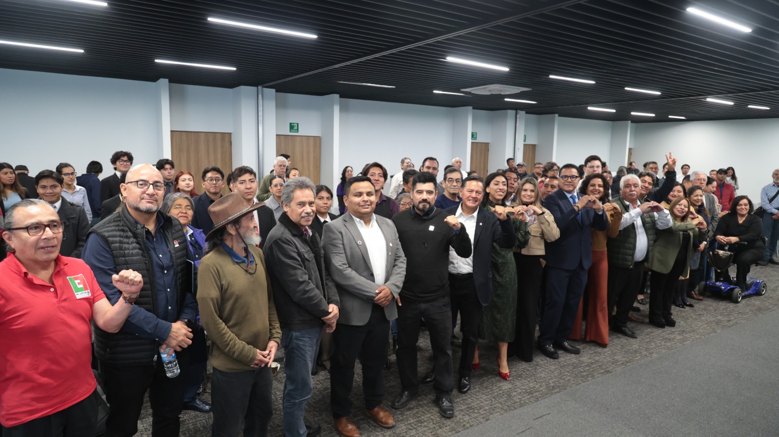 Economía social, prioridad en el Congreso de Puebla foto