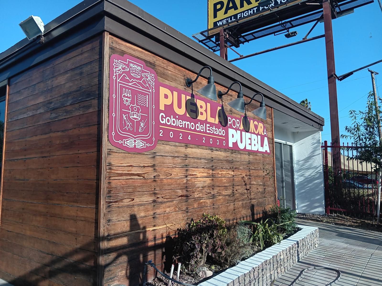 Gobierno de Puebla fortalecerá atención a migrantes poblanos en EE.UU.