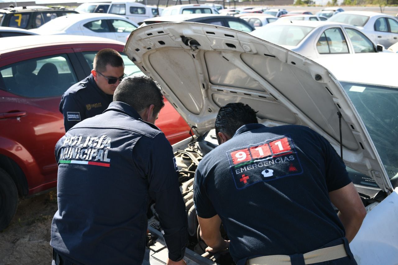 Policías fortalecen habilidades para detectar autos robados