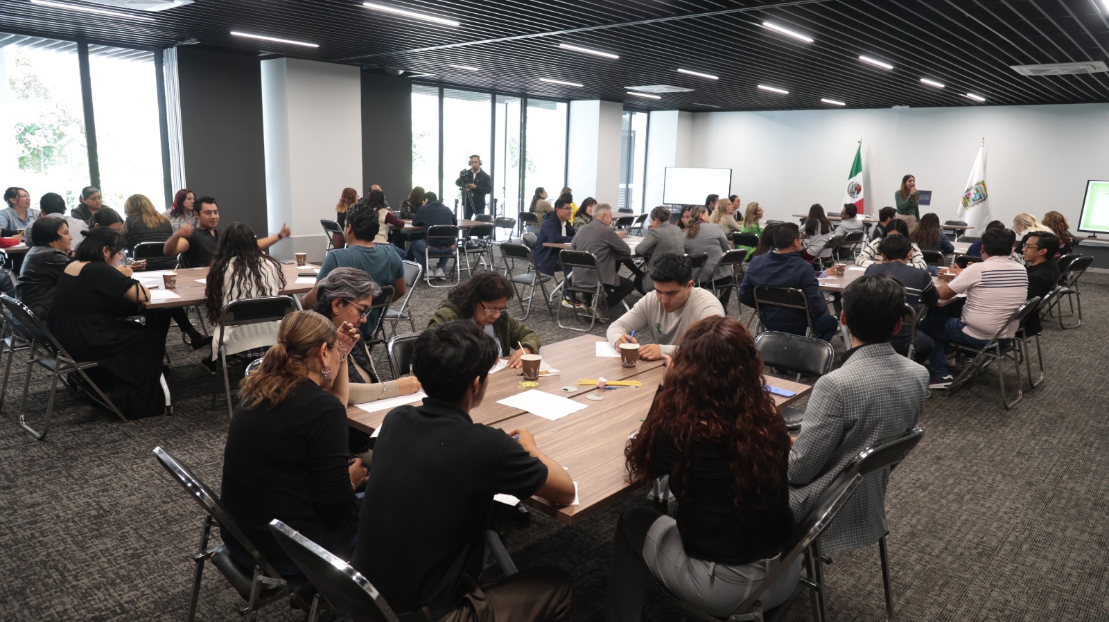 Salud mental, prioridad en espacios laborales del Congreso sala