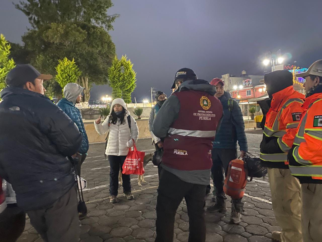 Buscan a 12 personas extraviadas en el Citlaltépetl