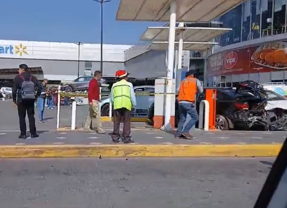 Vehículo del accidente en Vía Atlixcáyotl iba a más de 140 kmh