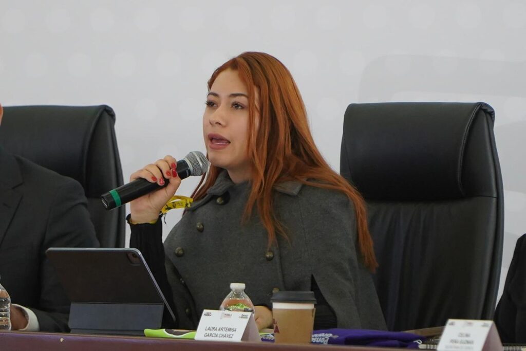 Encendido del árbol y cenas marcan festival navideño en Puebla