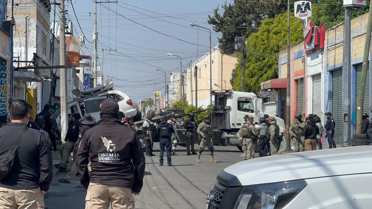 Operativo en la 46 Poniente contra venta de autopartes