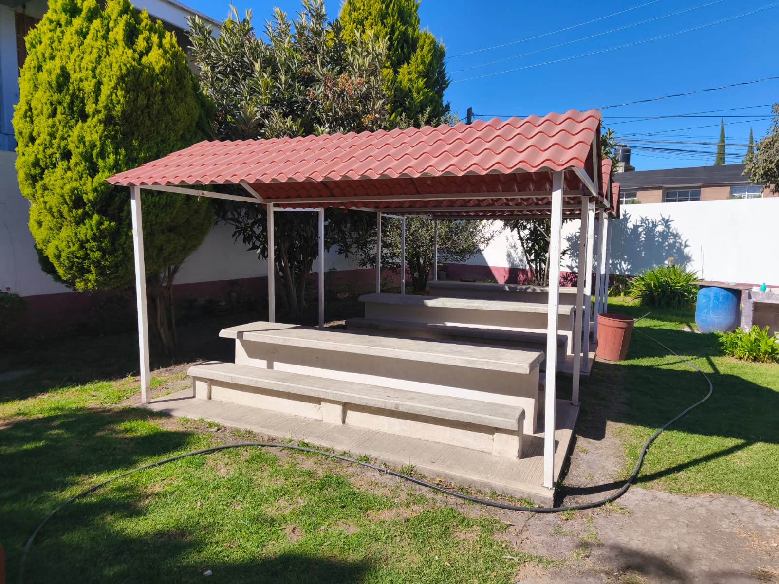 Obra Comunitaria mejora infraestructura educativa en 161 municipios