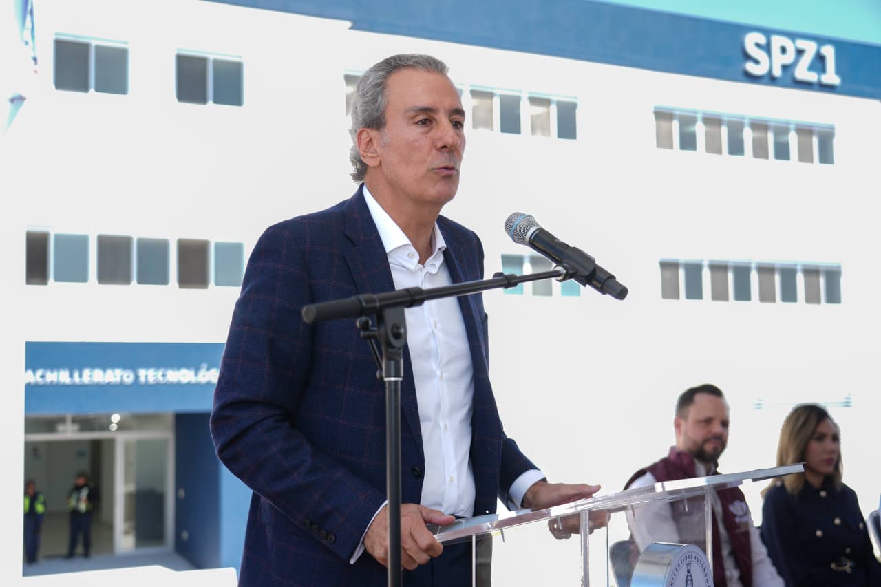 Pepe Chedraui inaugura Bachillerato Tecnológico BUAP 