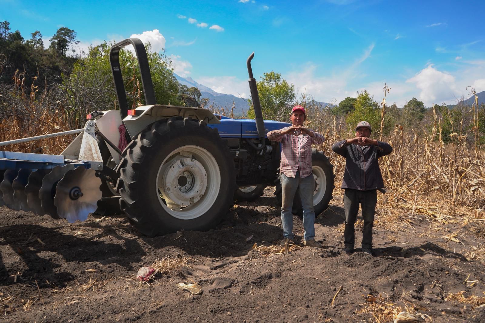 Puebla combate pobreza alimentaria con inversión en maquinaria
