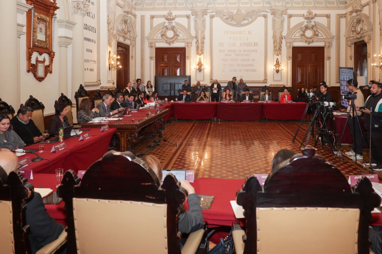 Cabildo de Puebla aprueba programas sociales y de seguridad