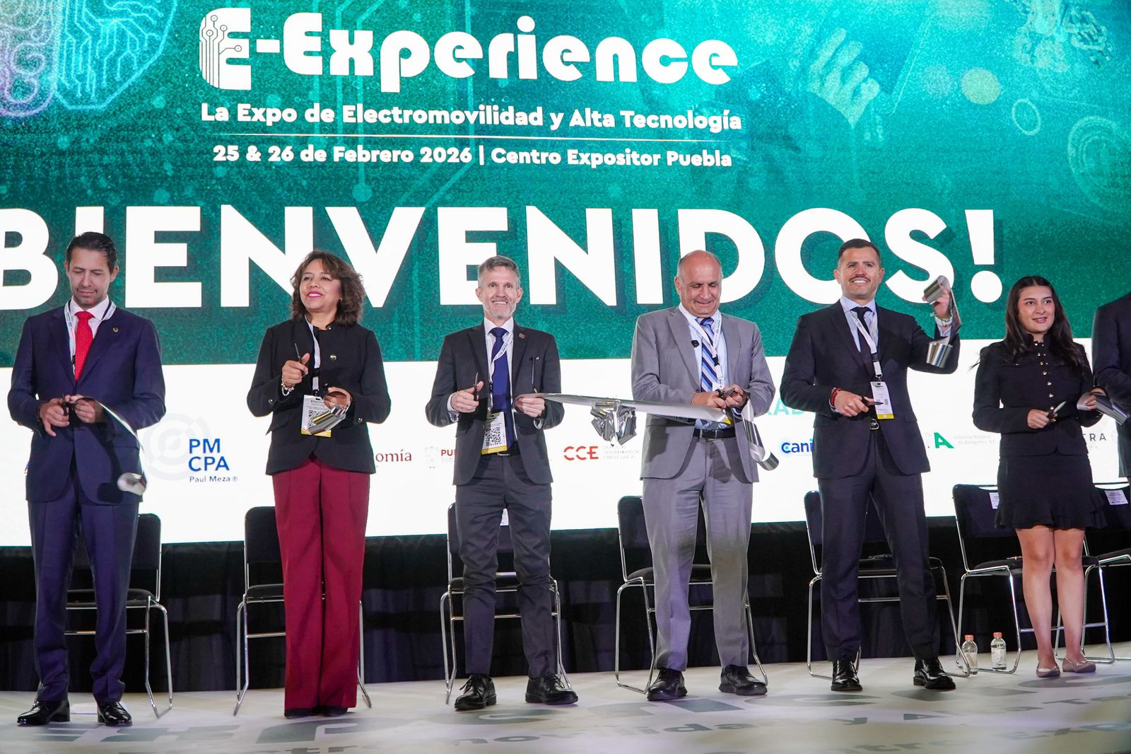 Electromovilidad redefine industria automotriz en E-experience