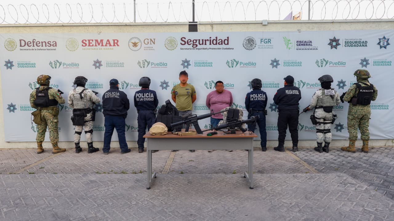 SSC Puebla detiene a 2 hombres armados en Santo Tomás Chautla