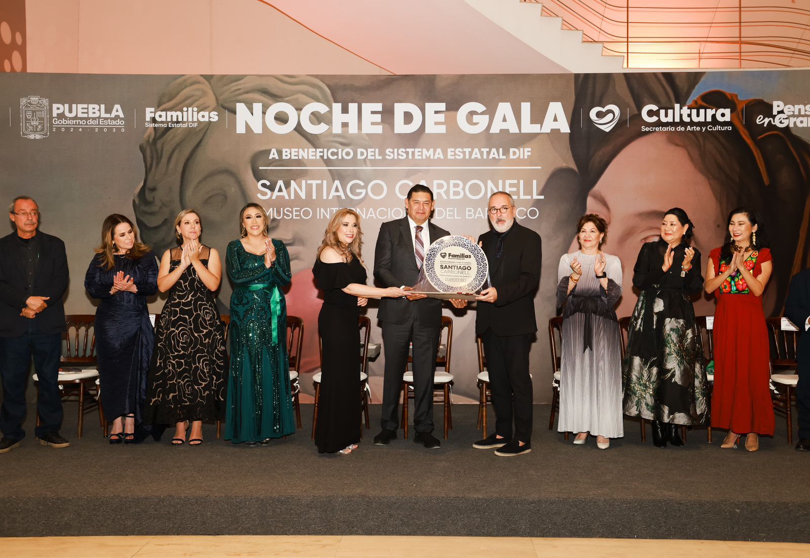 DIF Estatal recibió un donativo millonario para la Casa de Maternidad en Puebla Ceremonia