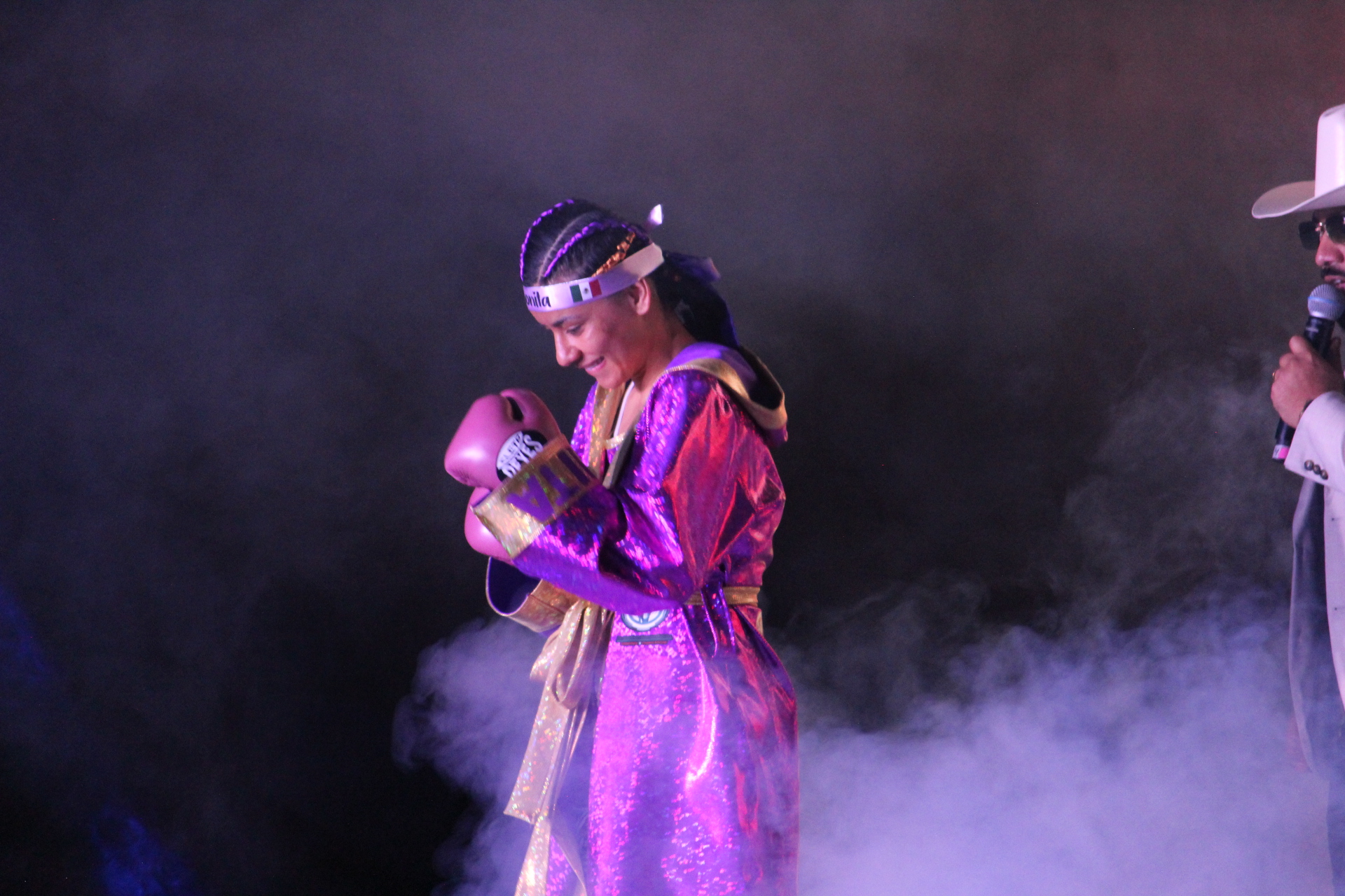 Gaby Sánchez retiene título mundial en Puebla