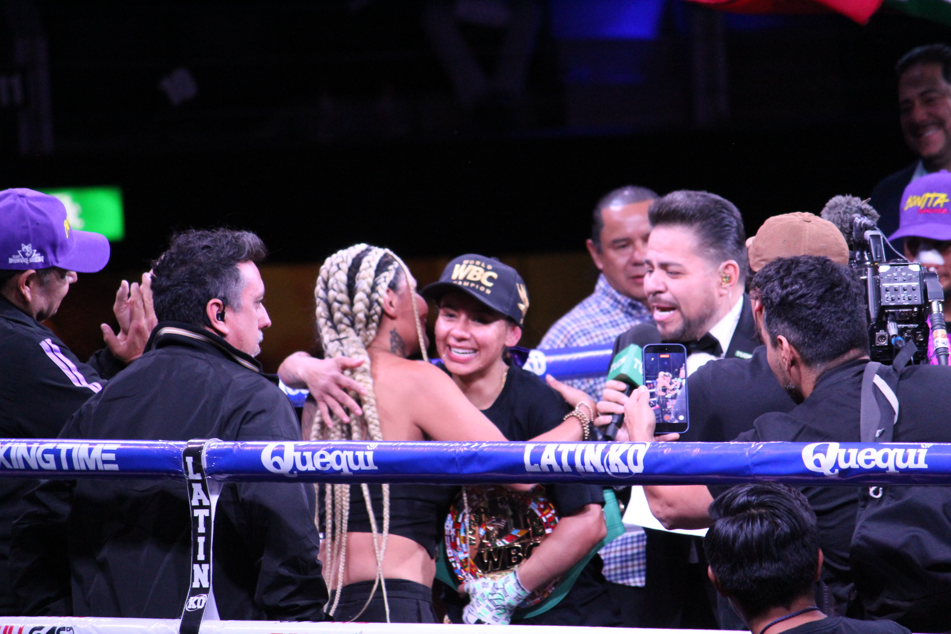 “La Bonita” reta a “La Barbie” y pactan pelea