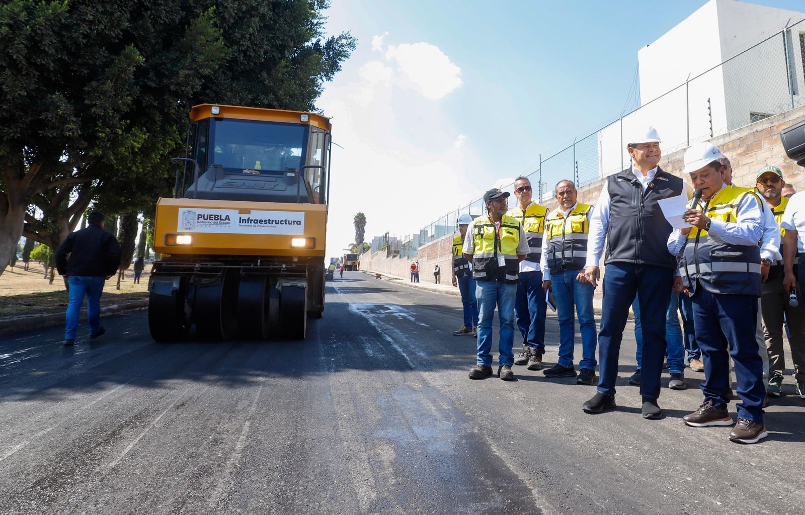 Obras en Cúmulo de Virgo buscan mejorar tránsito y seguridad vial en Puebla calle