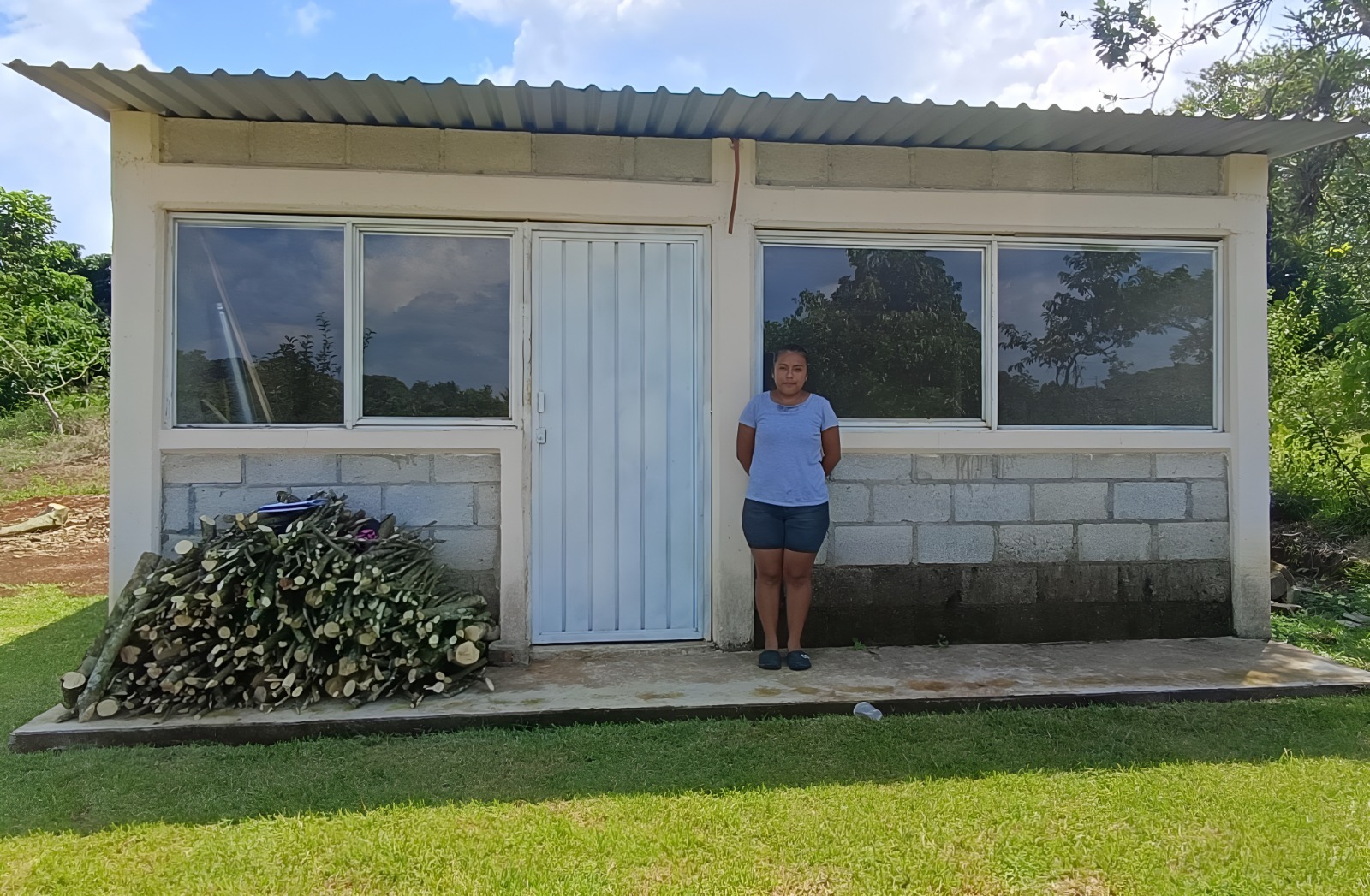 Programas de pisos, techos y cuartos adicionales benefician a familias con mayor rezago casa