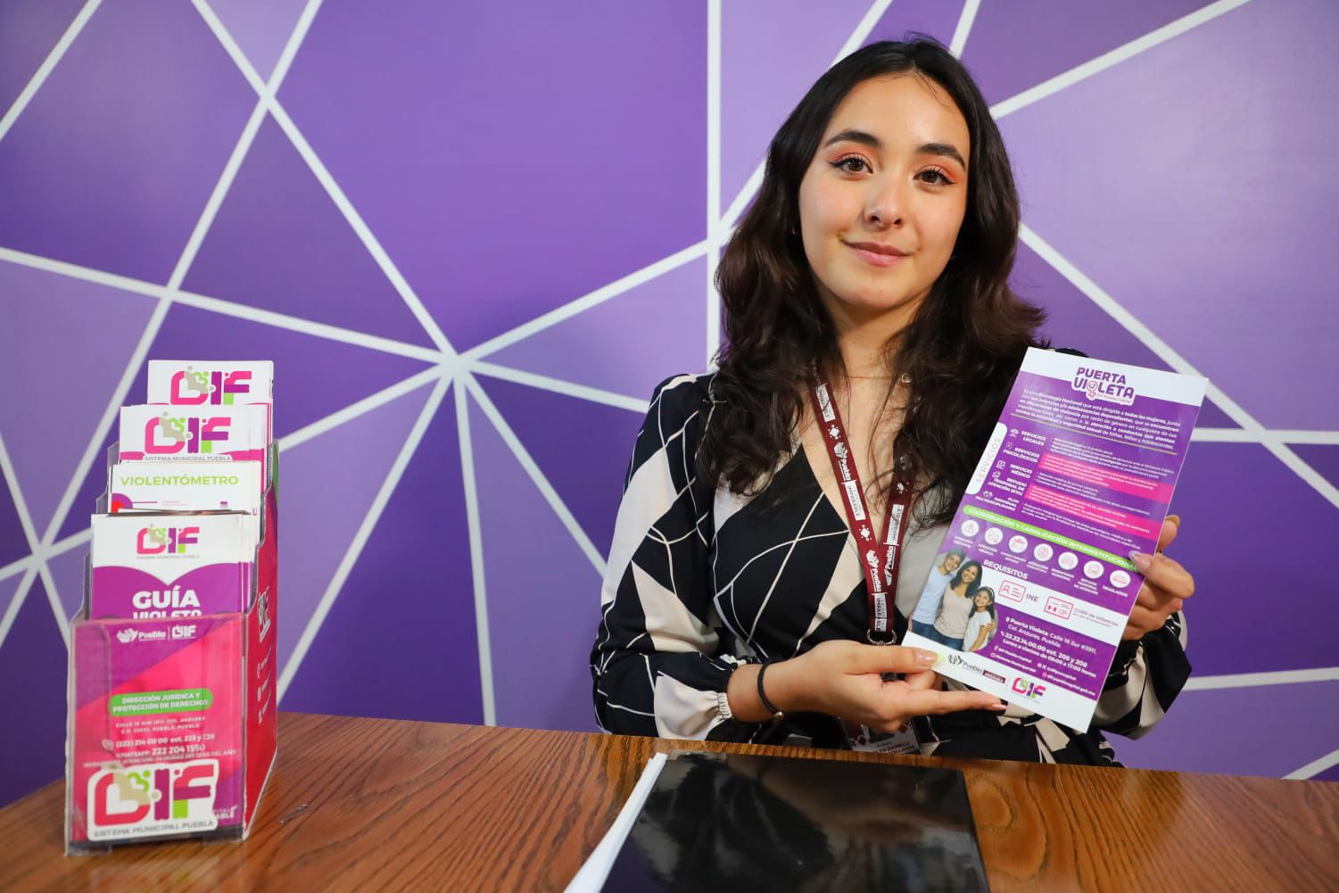 Refuerzan programa “Puerta Violeta” para protección a mujeres