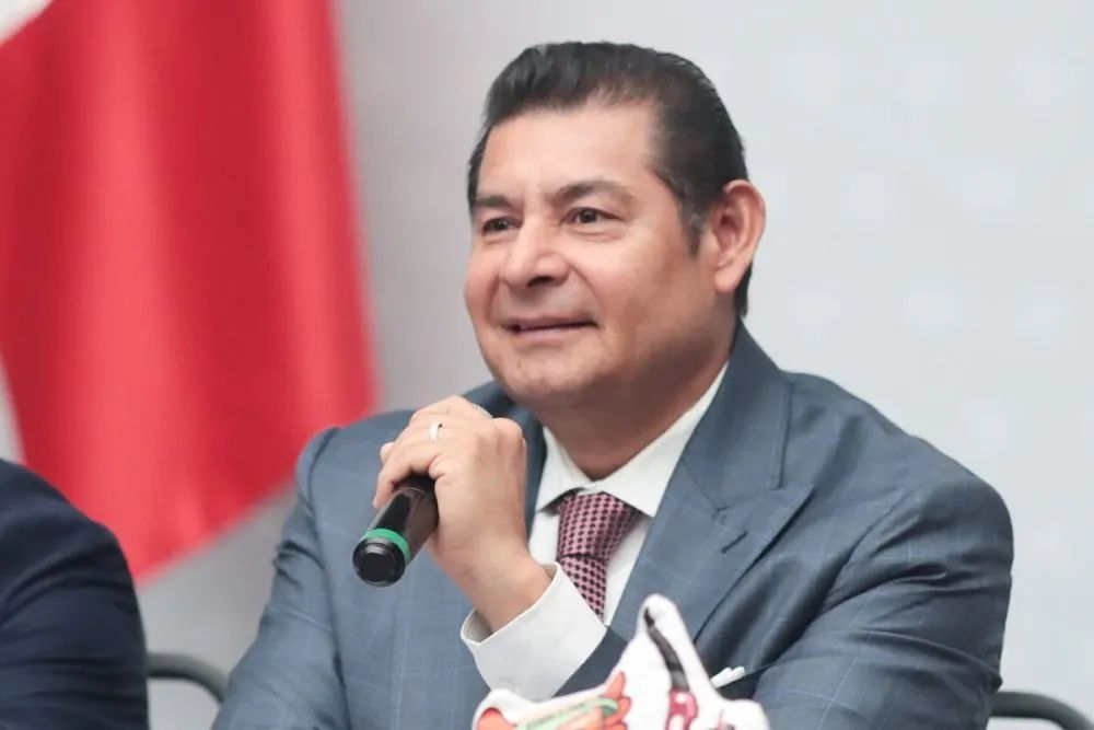 Armenta descarta viviendas en zonas de ecoparques