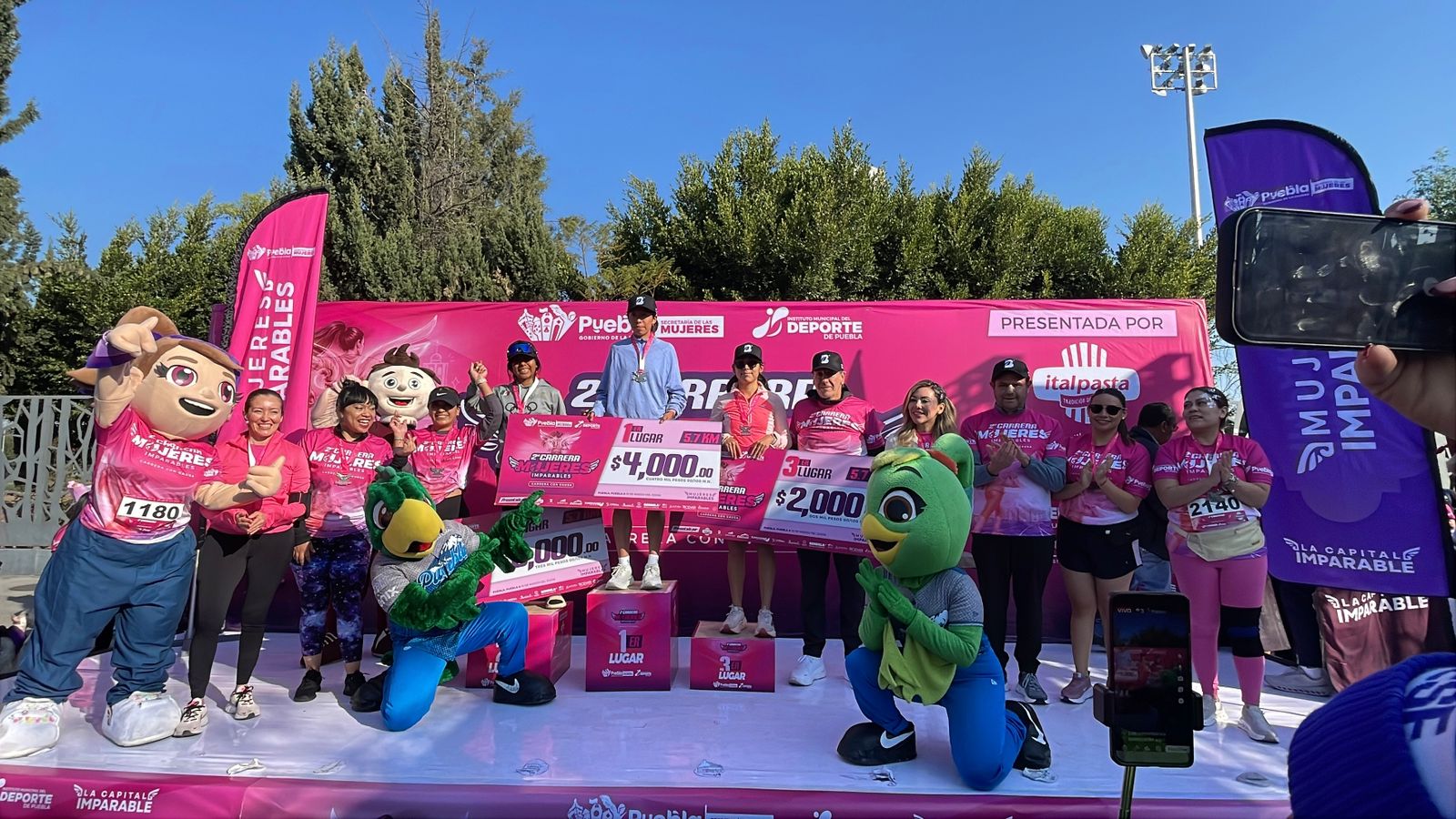 Más de 3 mil corredoras en Carrera Mujeres Imparables