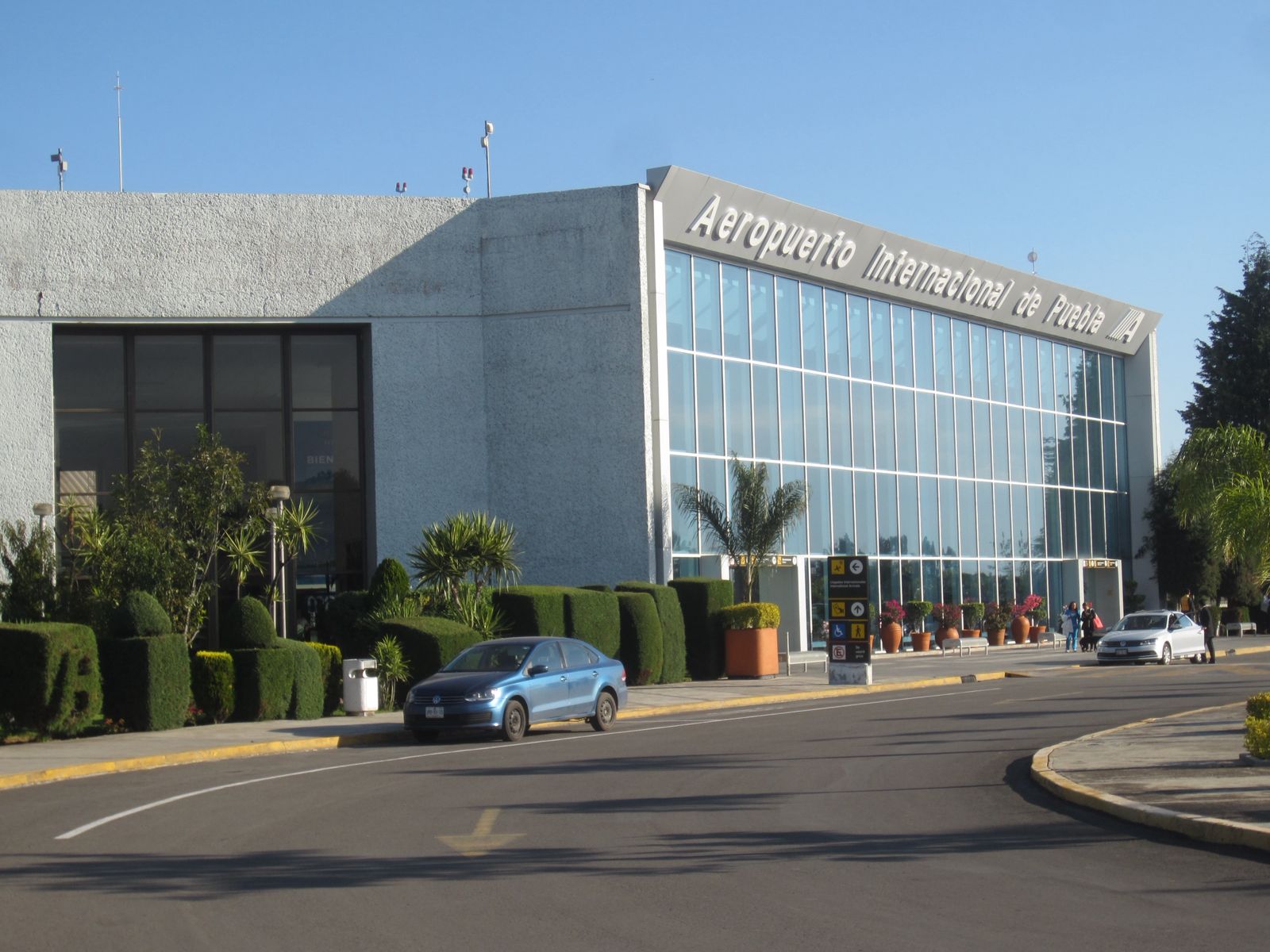 Puebla donará terreno para complejo en aeropuerto