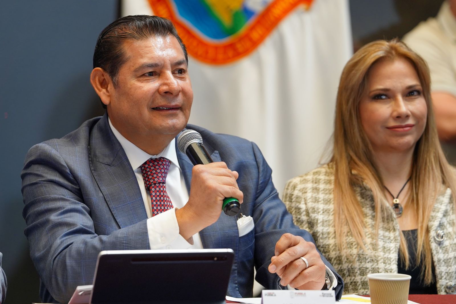 Puebla donará terreno para complejo en aeropuerto