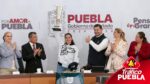 Gobierno de Puebla reconoce a piloto de NASCAR México