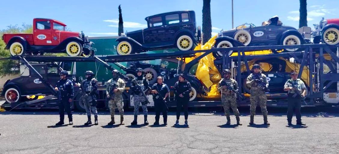 Localizan caravana de autos clásicos robados en Tecamachalco