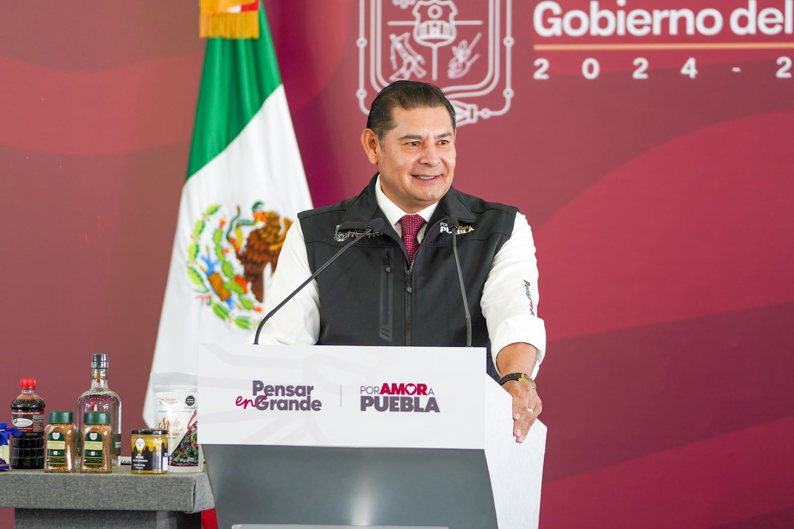 Puebla desplegará gabinete en regiones