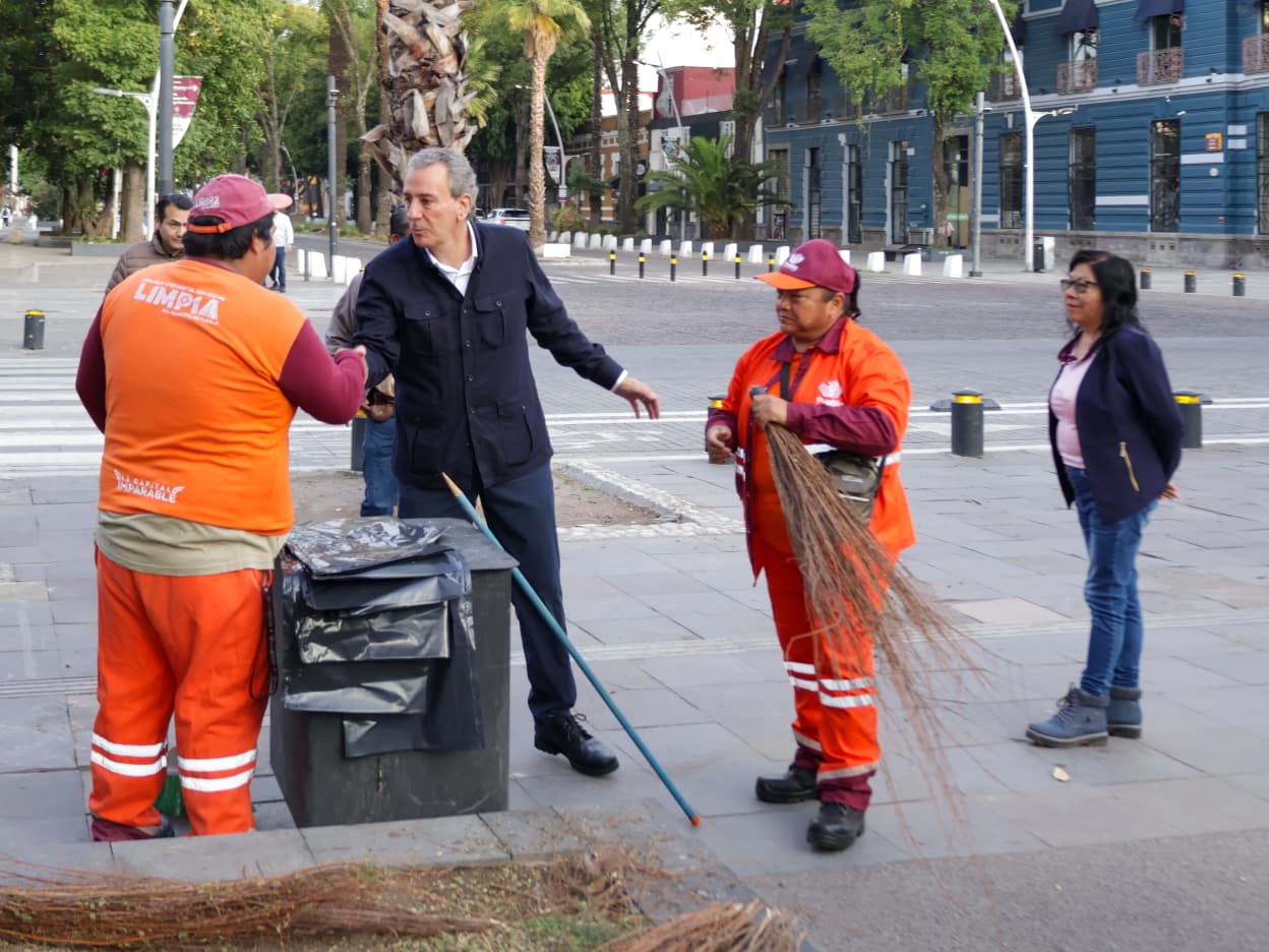 Personal operativo de limpia destaca por su labor en Puebla Pepe