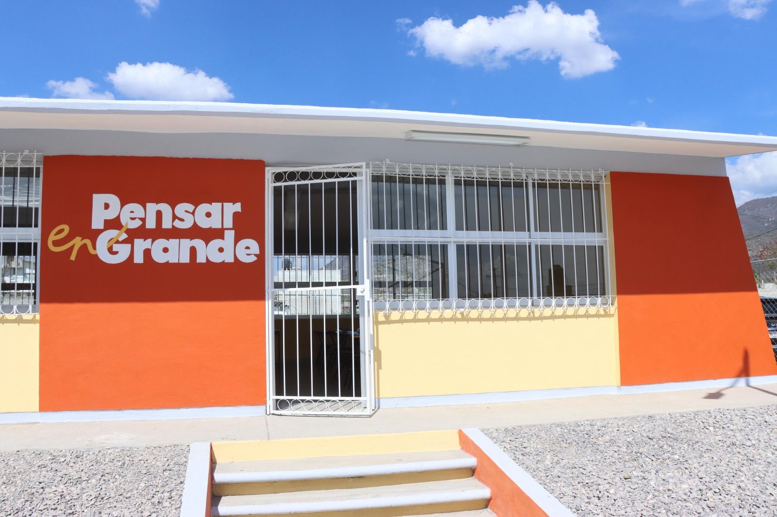 Puebla impulsa 500 obras educativas en 2026