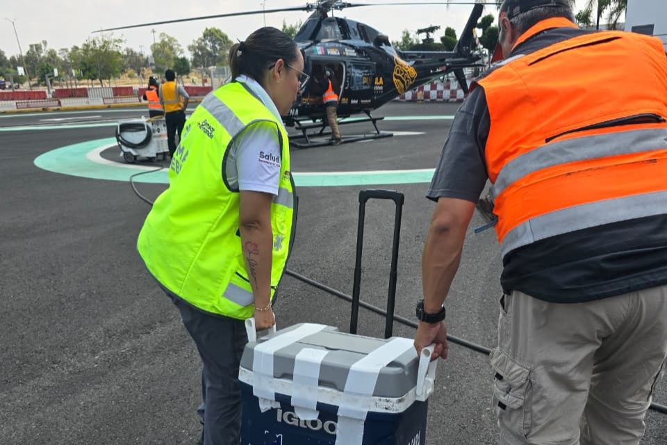 Puebla lleva esperanza a la CDMX con traslado exitoso de hígado