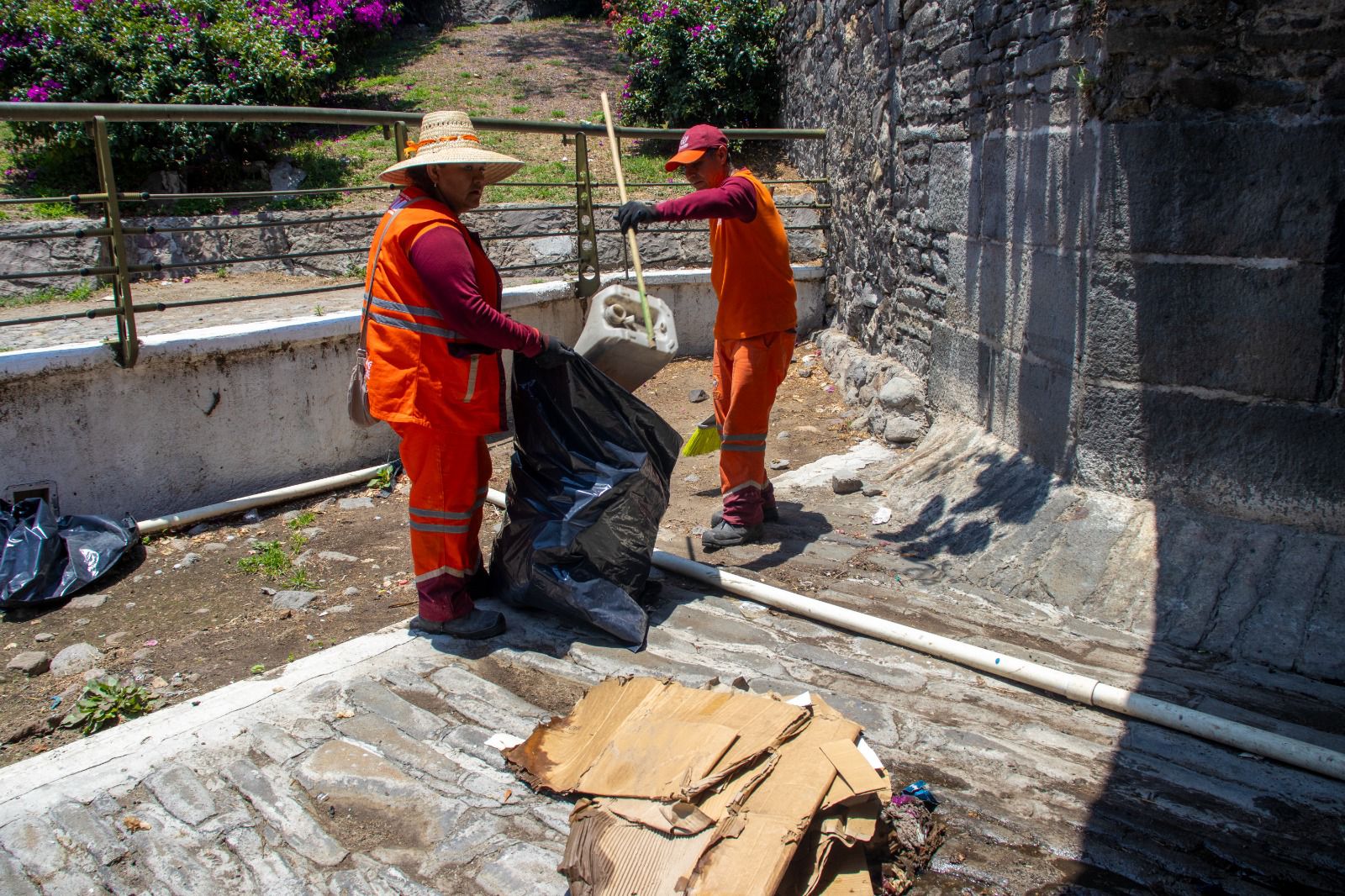 Realizan jornada de limpieza en el Puente de Ovando Naranjitas